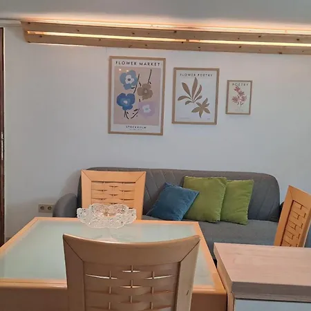 Apartamento Apartment Mit 2 Schlafzimmer