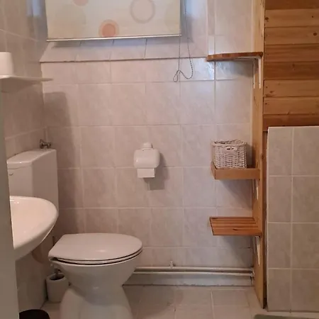 Apartment Mit 2 Schlafzimmer *